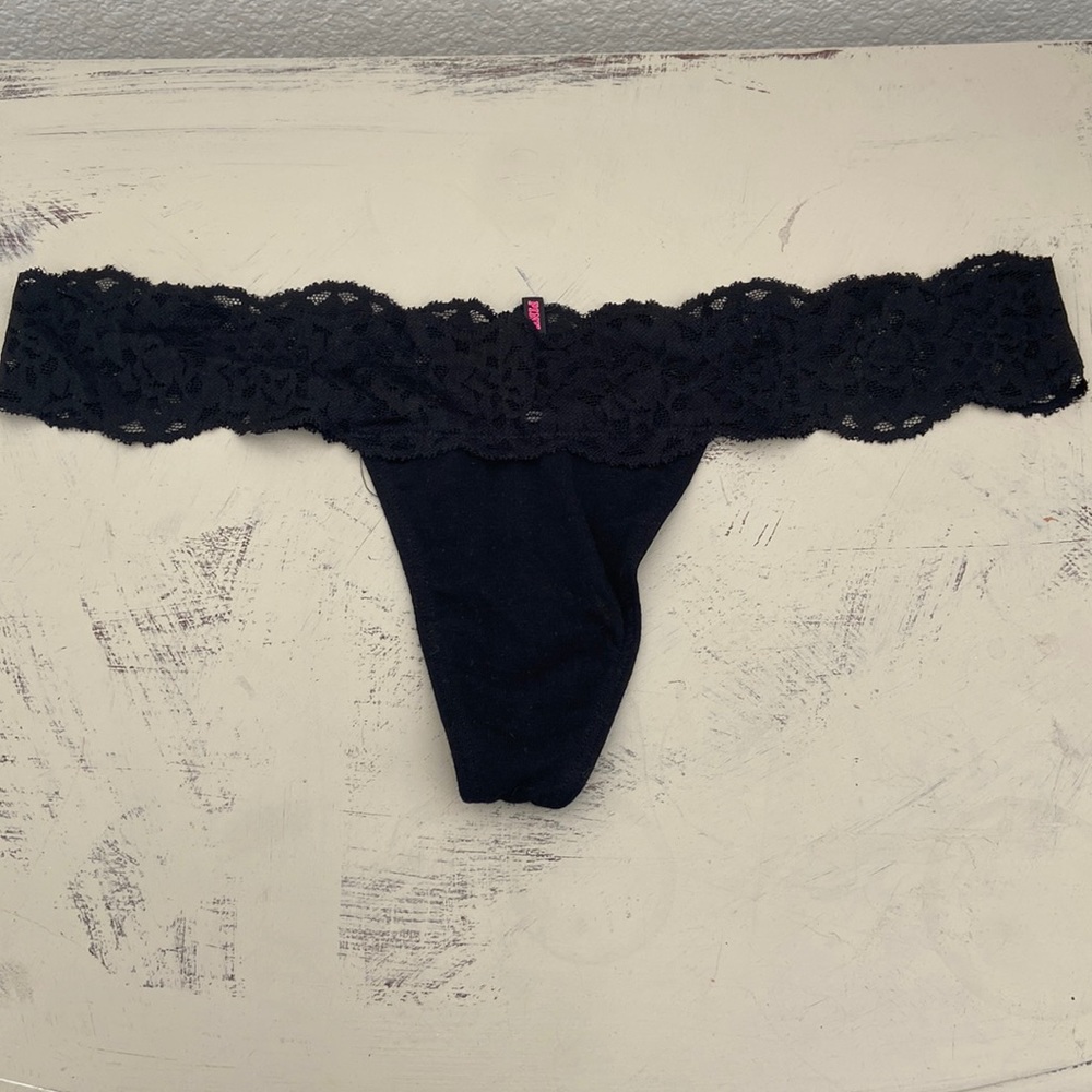 PINK by Victoria’s Secret thong